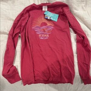Alaska Graphic Long Sleeve Shirt in Red